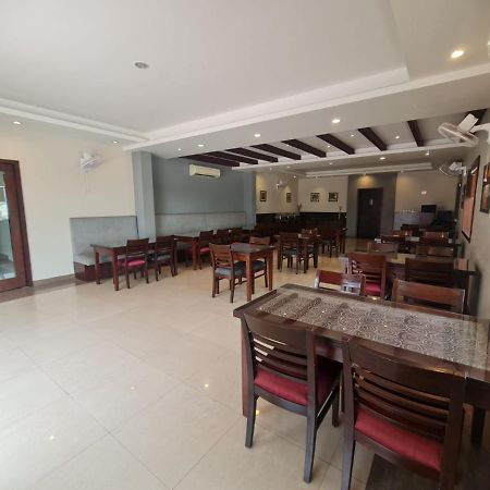 Hotel Lemon Park Haldwāni 외부 사진